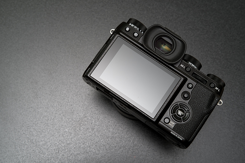 Fuji X-T2 telo 011 back.jpg