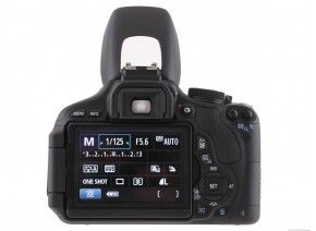 Canon EOS 600D 18-135 IS