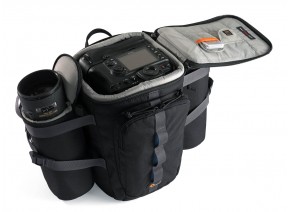 Lowepro Outback 200