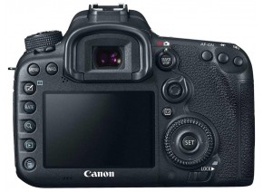 Canon EOS 7D Mark II 18-135 IS STM