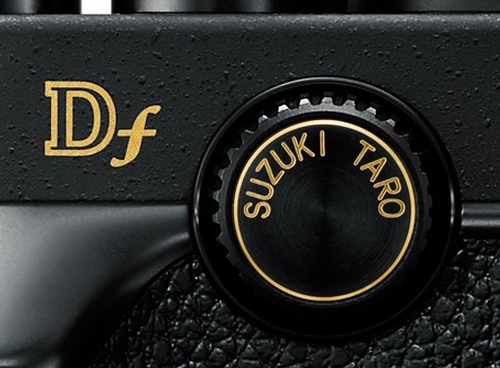 Nikon proslavio prvi rođendan modela Nikon Df predstavivši njegovu zlatnu verziju