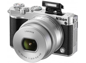 Nikon 1 J5 10-30 VR