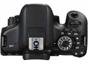 Canon EOS 750D 18-135 IS STM