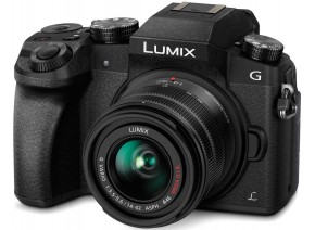 Panasonic DMC-G7 14-42