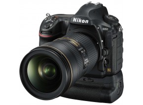 Nikon MB-D18