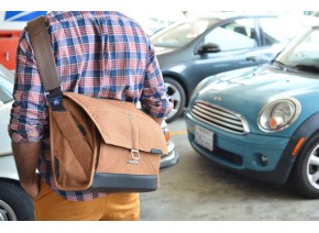 Peak Design Everyday Messenger 15 (Heritage Tan)