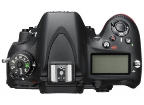 Nikon D610 + battery grip Nikon MB-D14