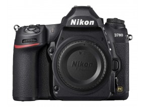 Nikon D780