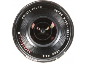 Voigtlander Super Wide-Heliar 15mm f/4.5 Aspherical III