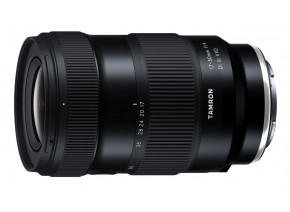 Tamron 17-50mm f/4 Di III VXD