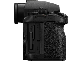 Panasonic Lumix S1 II Mirrorless Camera - slika 5