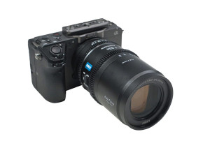 Sirui Astra T1.8 1.33x Full Frame Autofocus Anamorphic Cine Lenses 75mm (E mount, Blue Flare)