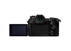 Panasonic Lumix G9 Mirrorless Camera