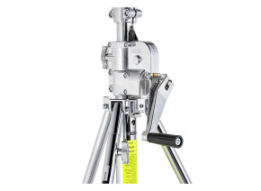 Avenger B6039CS stativ sa ručnim navijanjem