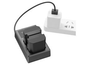 SmallRig 3824 NP-FZ100 Battery & Charger Kit