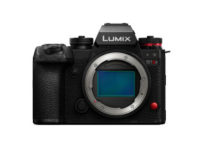Panasonic Lumix S1 IIE Mirrorless Camera - slika 1