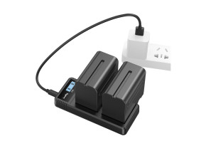 SmallRig 4084 Battery Charger For LP-E6 Batteries - slika 1