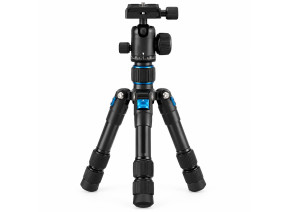 Rigora MS08 tripod